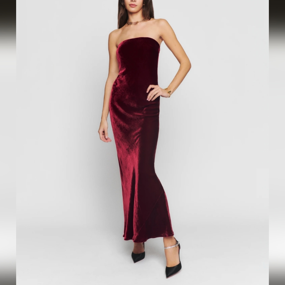 Reformation Petites Sylvania Velvet Dress